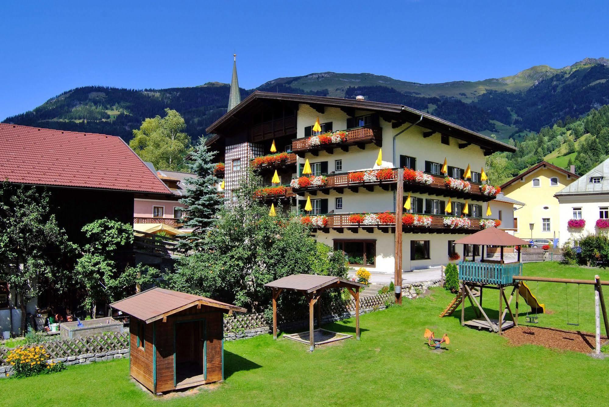 Landhotel Steindlwirt Дорфгащайн Екстериор снимка